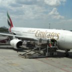 Samolot Emirates na trasie Warszawa Dubaj