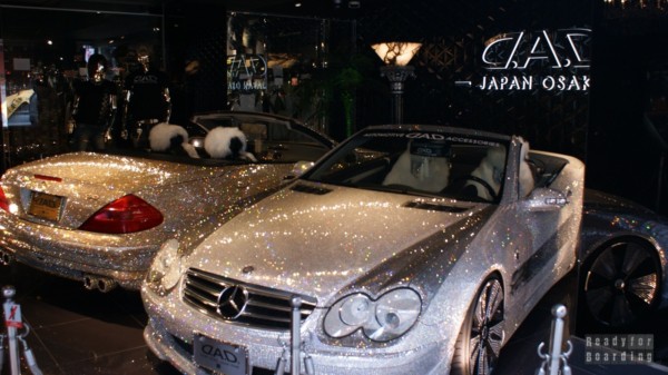 Diamentowy Mercedes - Osaka, Japonia