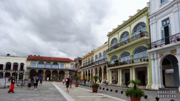 Plaza Vieja Havana - Cuba