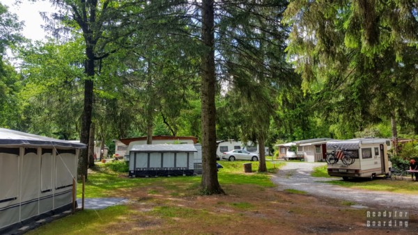 Kempingi w Szwajcarii - Campingplatz Giessen Park